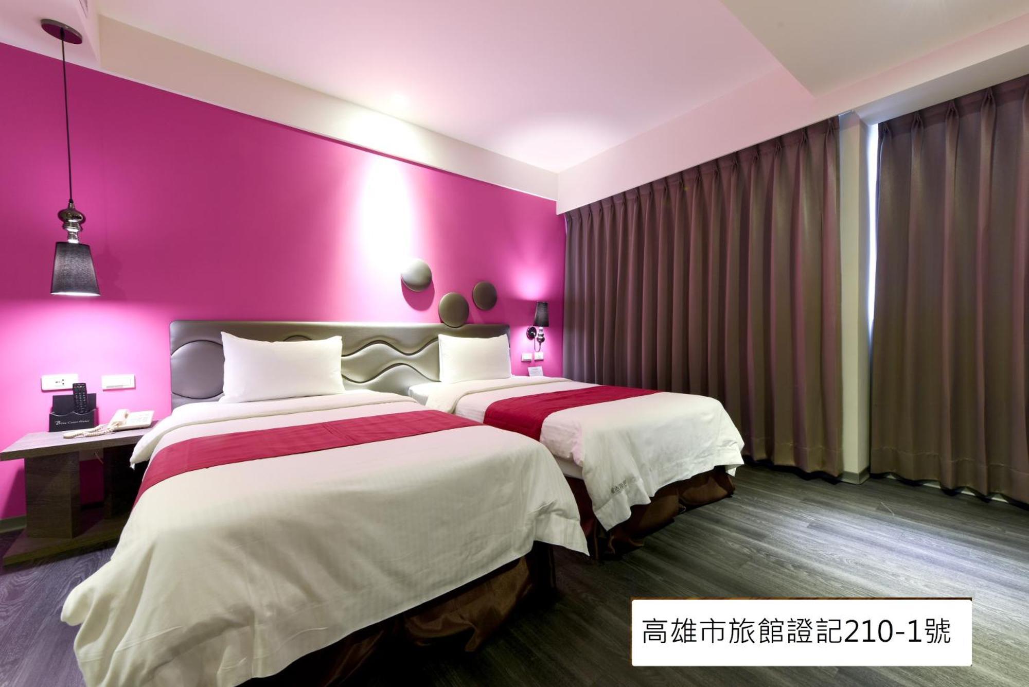 Blue Coast Hotel Kaohsiung Bagian luar foto