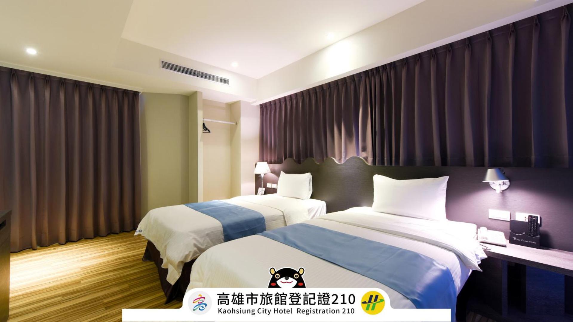 Blue Coast Hotel Kaohsiung Bagian luar foto
