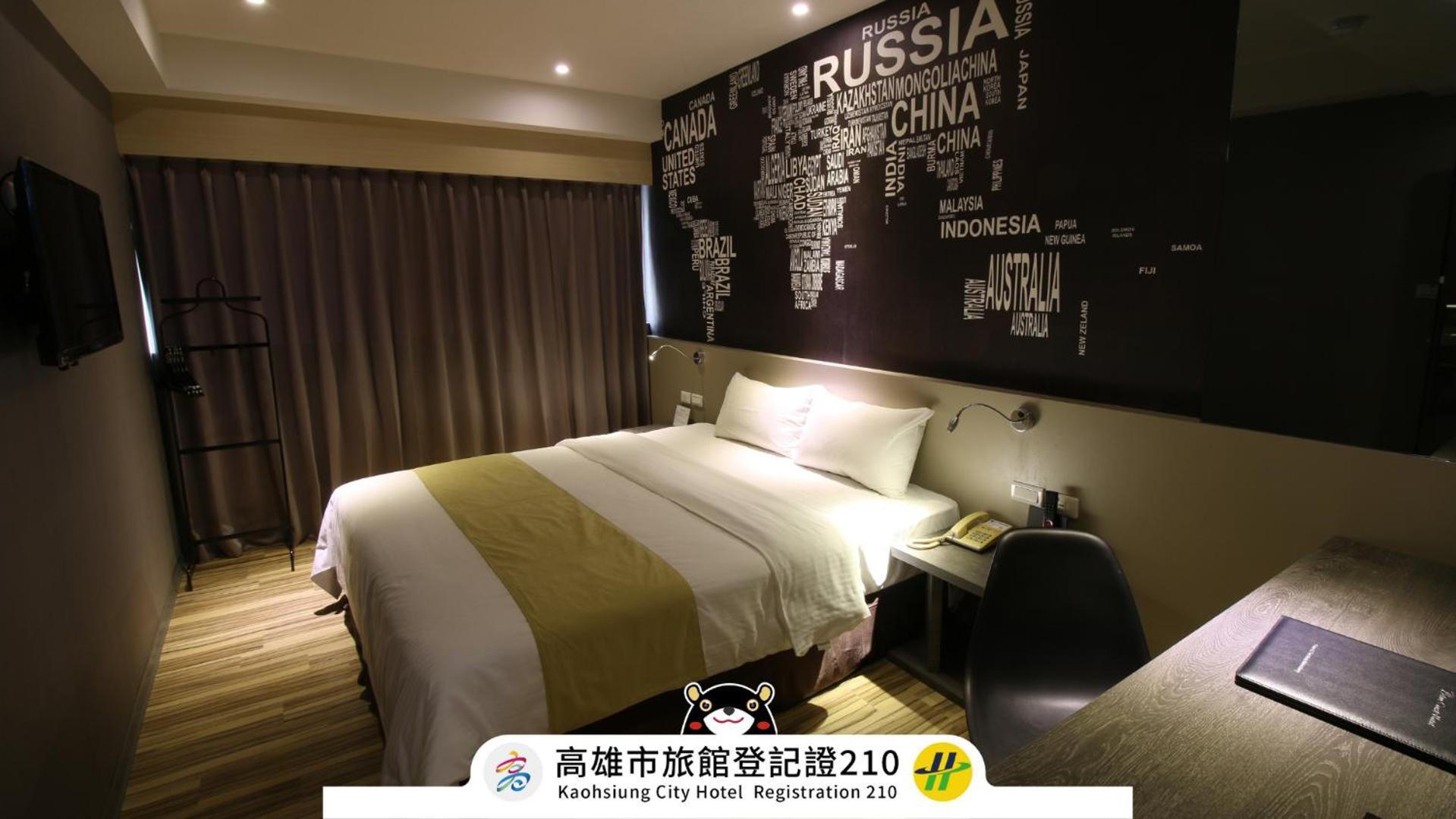 Blue Coast Hotel Kaohsiung Bagian luar foto